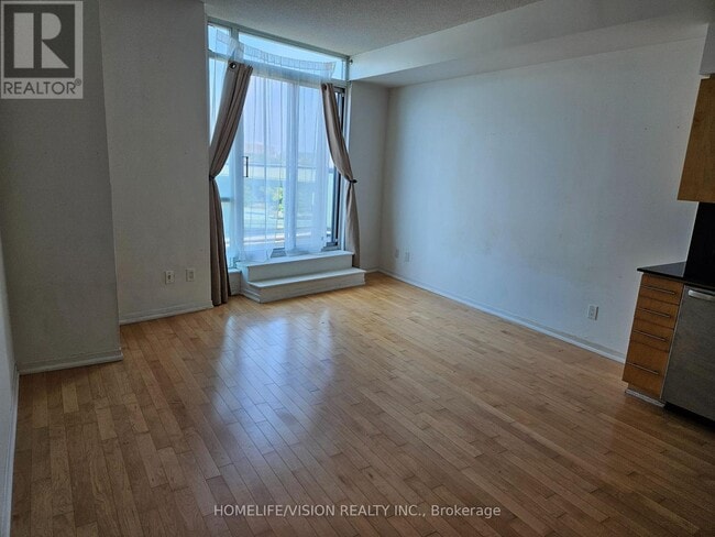 Photo - 231 Fort York Blvd Unit 816