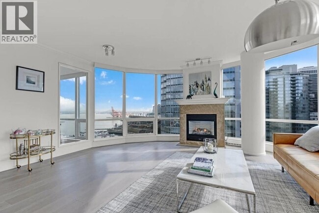 Photo - 323 Jervis St Unité 190X