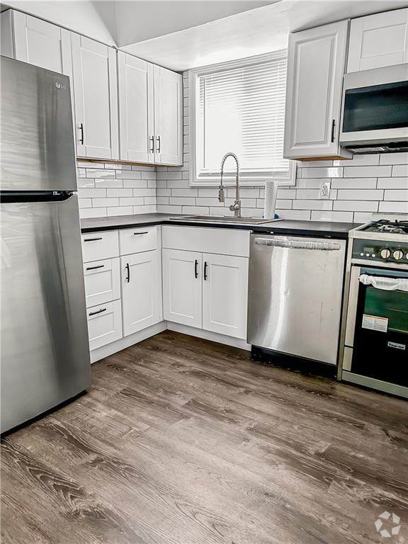 Building Photo - 2218 E 60th Pl Rental