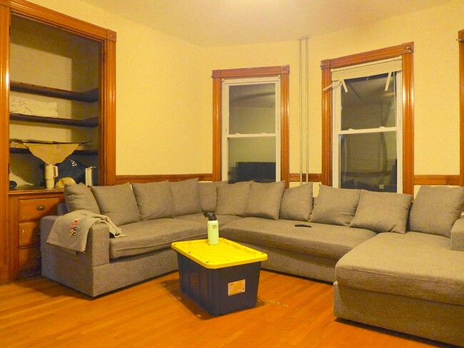 Photo - 103 Calumet St Apartment Unit 2