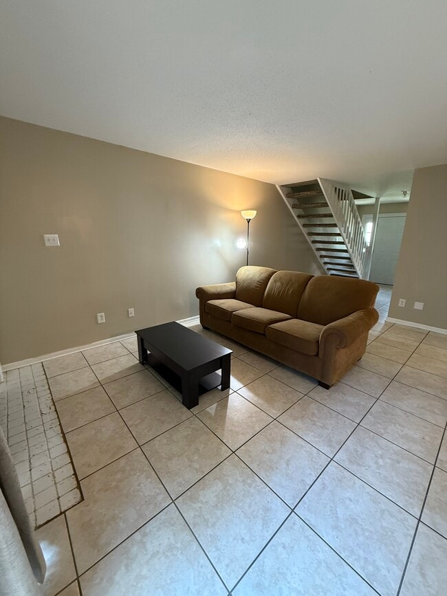 Photo - 6701 Dickens Ferry Rd Unit 118