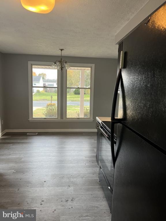 Photo - 620 Yankee Doodle Dr