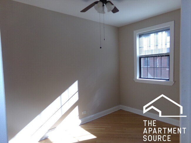 Photo - 896 Green Bay Rd Unit 07