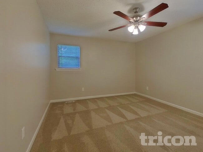 Photo - 17 Paces Meadows Dr