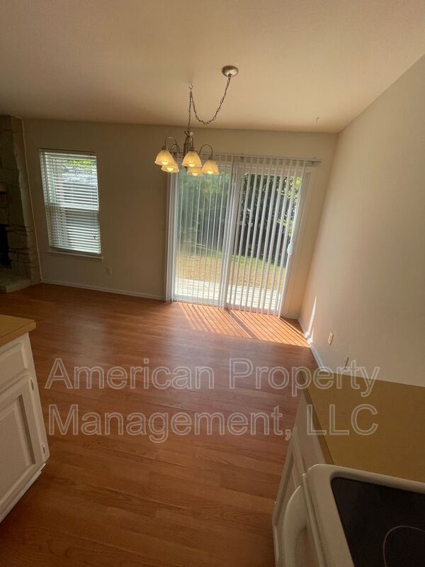 Photo - 1704 W 62nd St S