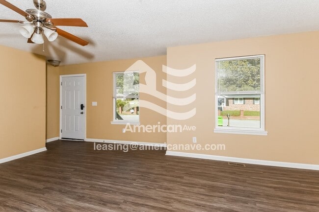 Photo - 7352 Pinedale Dr