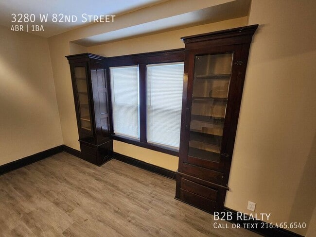 Photo - 3280 W 82nd St