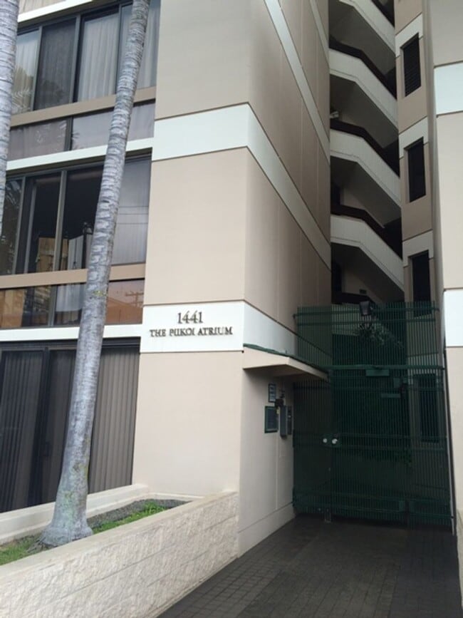 Building Photo - Piikoi Atrium Unit 308