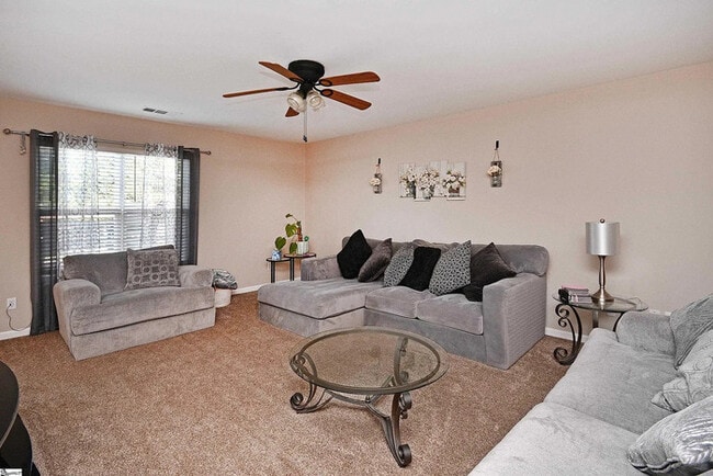 Photo - 4 Riverbed Dr