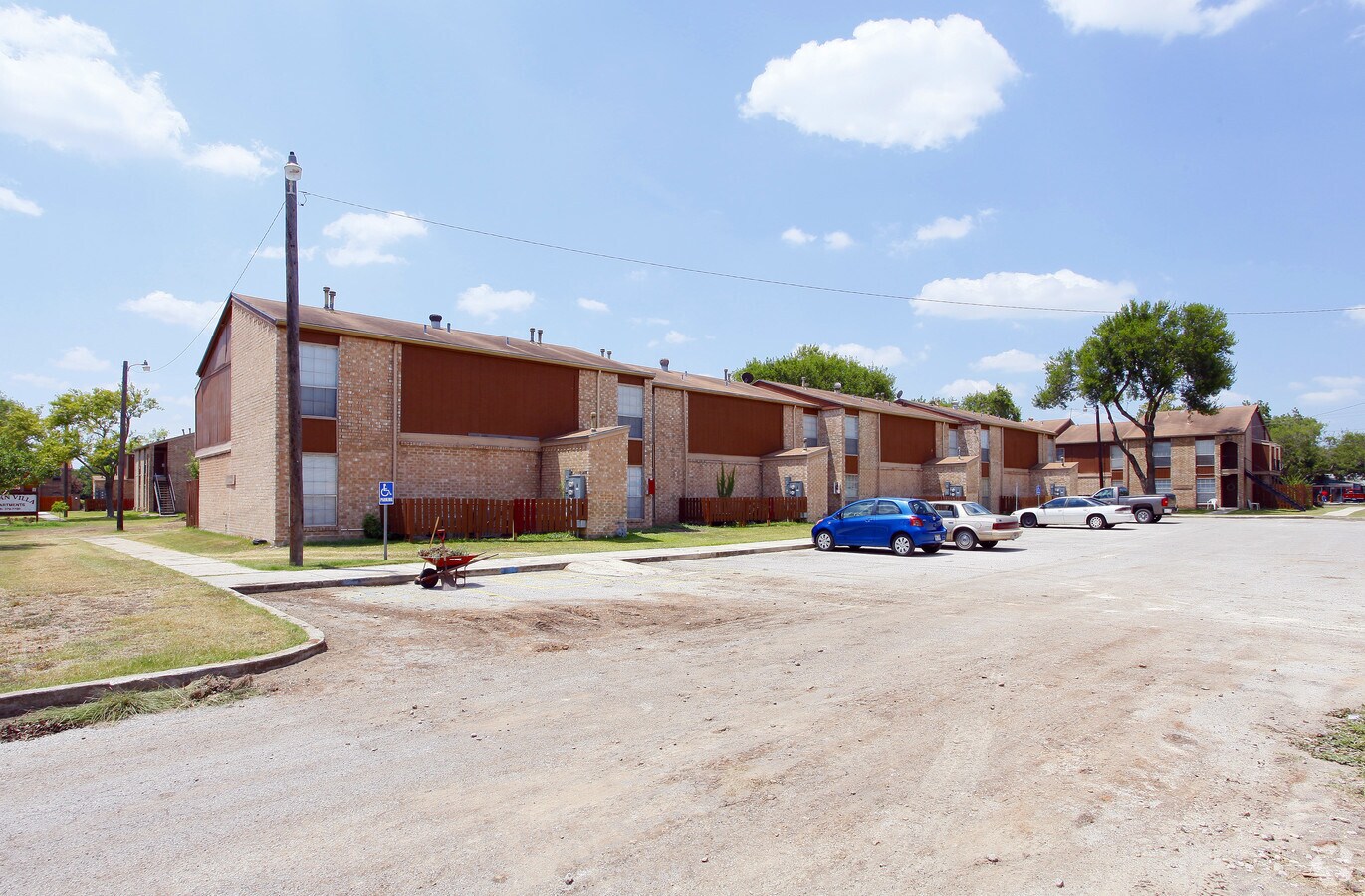 Pecan Villa Apartments - Pecan Villa Apartments
