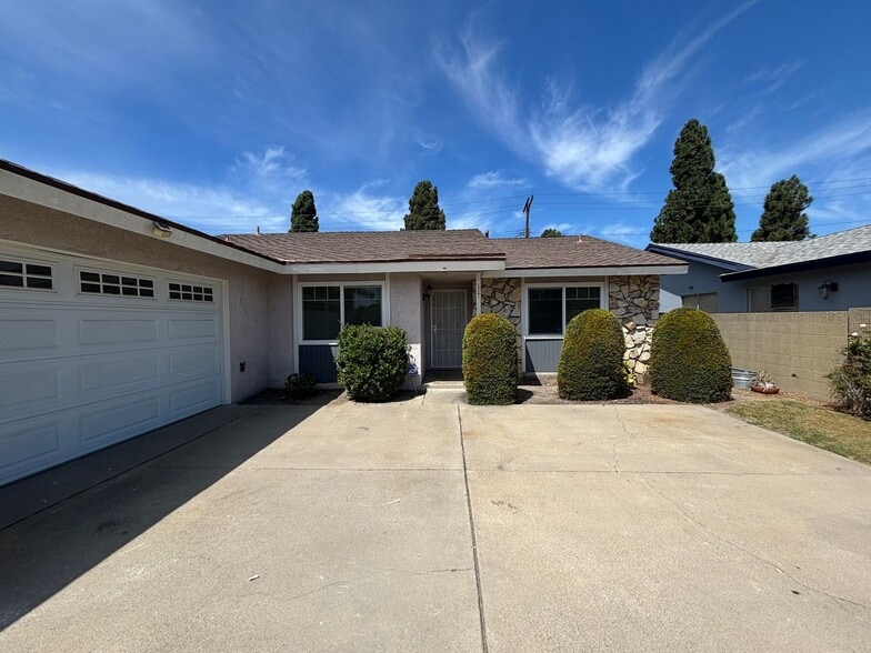 12281 Casper St
