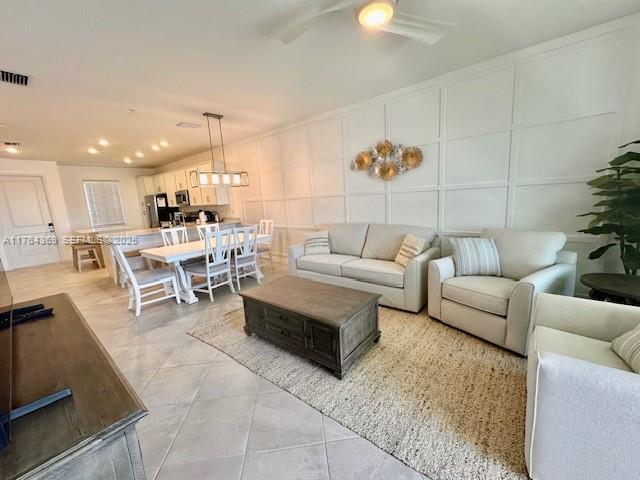 Photo - 5555 Double Eagle Cir Unidad 3943