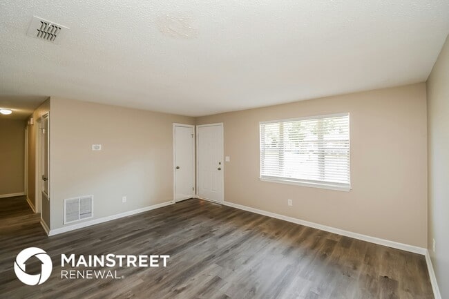 Building Photo - 1448 Raven Dr S Rental