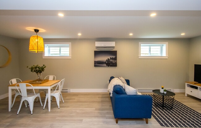 Photo - 142 Prince Albert Rd Unité 3