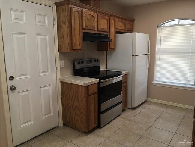 Photo - 3110 E Diamondhead Ave Unit B