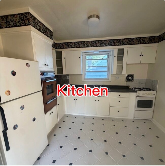 Photo - 144 Telford St
