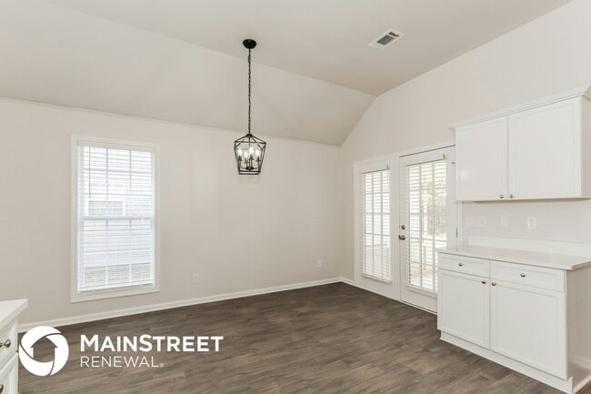 Photo - 269 Village Dr