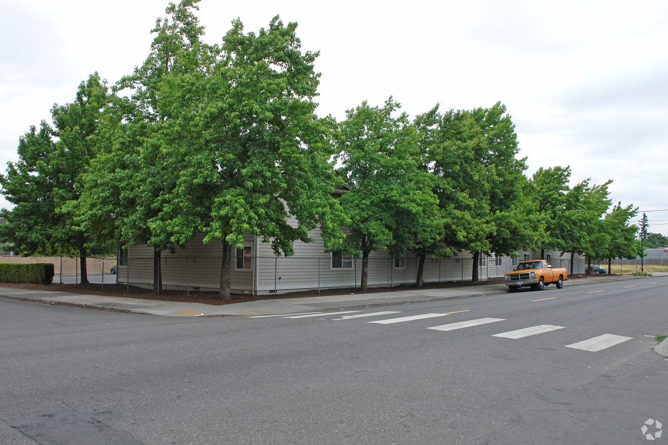 Alberta Street Apartments - Alberta Street Apartments