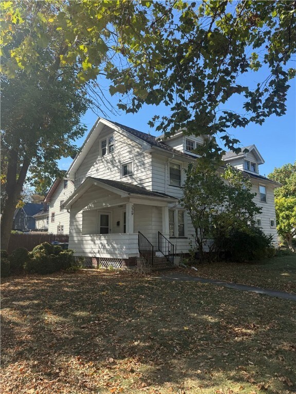 Photo - 229 Inglewood Dr