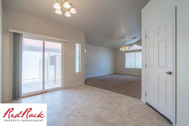Photo - 3 Bed Home in Hurricane with a Fully Fence...