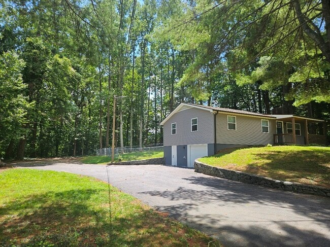 Photo - 9 Lexington Ln