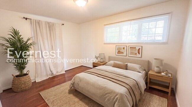 Photo - 4829 Clairmont Ave