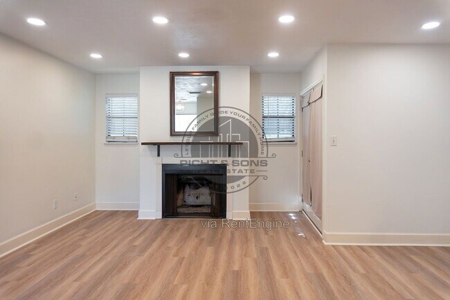 2781 Grantham Ln
