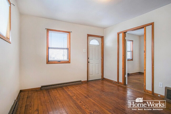 Photo - Adorable 2 Bed, 1.5 Bath with Covered Porch and Mudroom