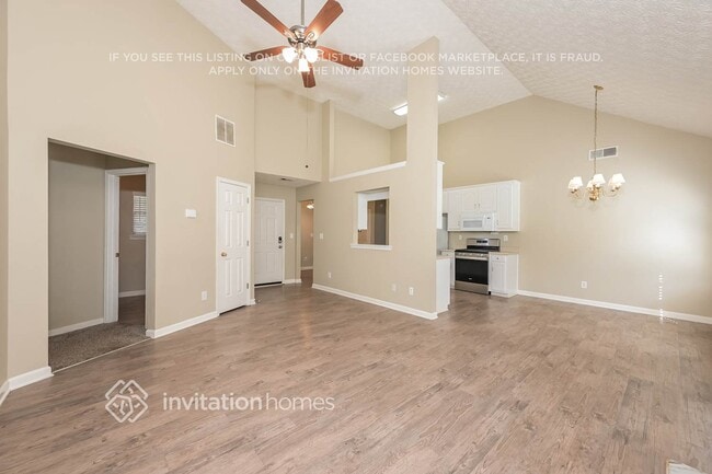 Photo - 950 Tigers Way