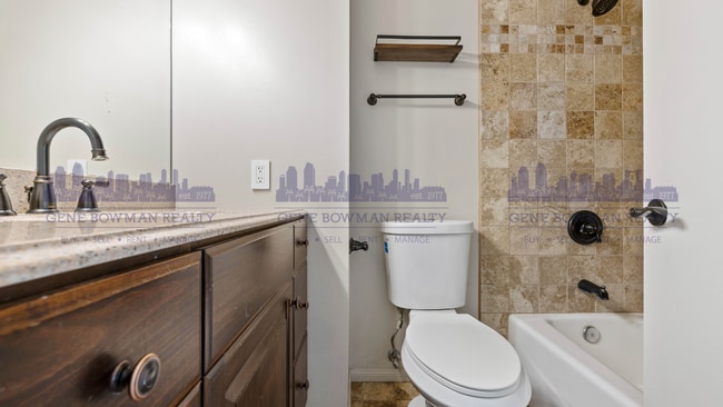 Photo - Beautiful 3 Bedroom / 2 Bathroom Home with Yard & 2-Car Garage – Conveniently Located in Paradise...