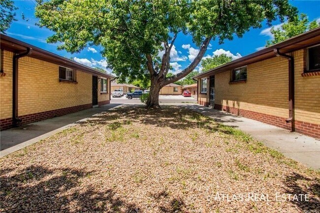 Photo - 4576 Everett Ct Apartment