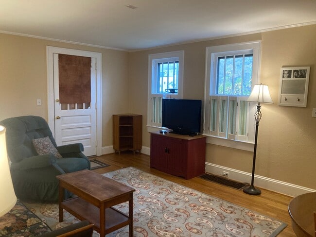 Photo - 320 Keating Dr