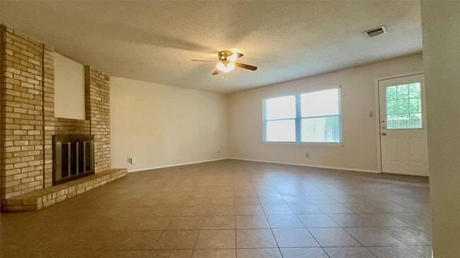 Photo - 1213 Kenyon Dr