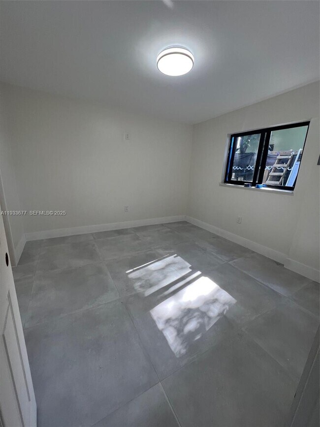 Photo - 2169 NW Flagler Terrace