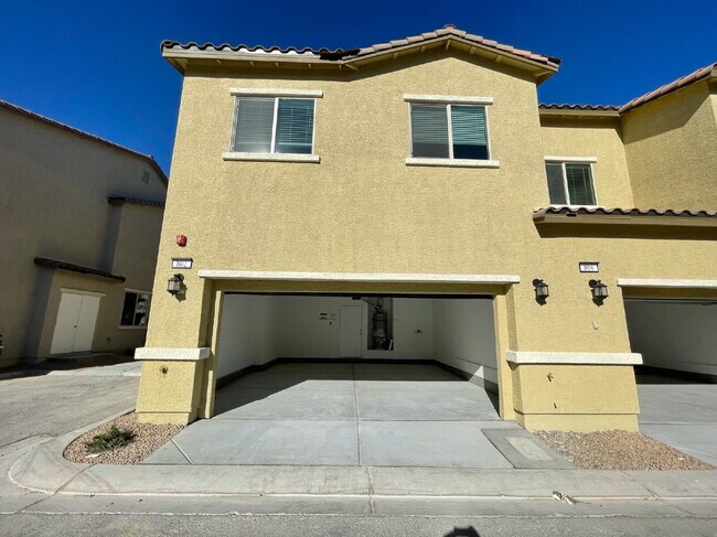 Photo - GATED 3 BED 2.5 BATH 2 CAR GARAGE + LOFT IN NORTH LAS VEGAS
