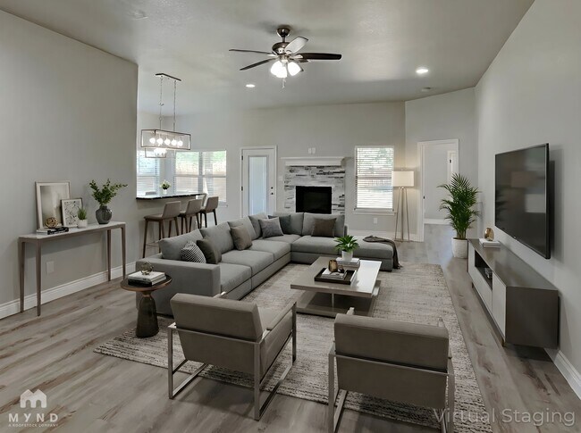 Photo - 375 E 9th St