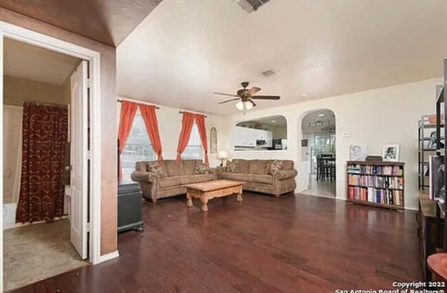 Photo - 1427 Range Fld