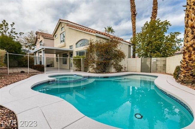 Building Photo - STUNNING 2 STORY HOME IN SUMMERLIN WITH POOL 89134