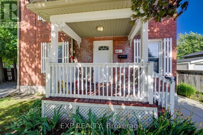 Photo - 63 Brook St Unit UPPER