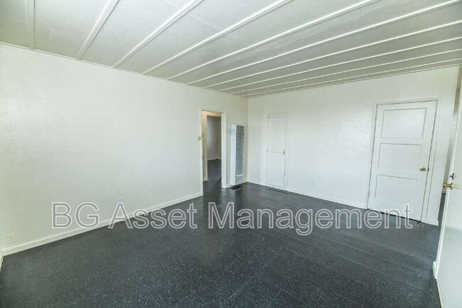 Photo - 1415 Visalia Ave
