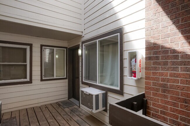 Photo - 2 Bedroom/2 Bathroom Condo - Aurora Unit C-303