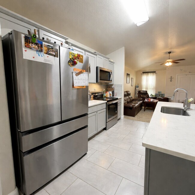 Photo - 1315 Yellow Rose Ct