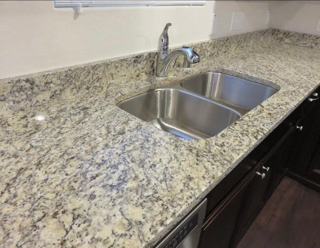 2522 Bedrock Ln