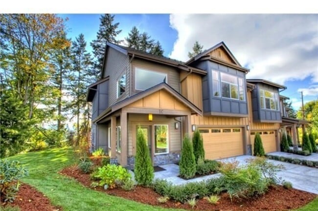 Spacious 4 bed Townhome in Central locatio... - Spacious 4 bed Townhome in Central locatio...