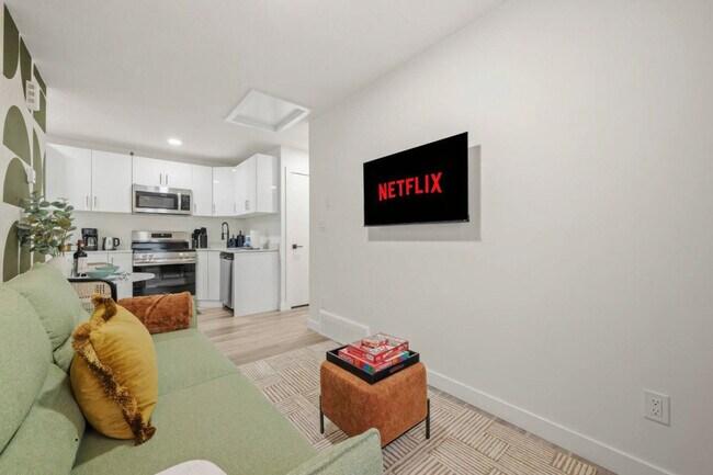 Photo - 10749-10773 73 Ave NW Unit SI ID1317343P