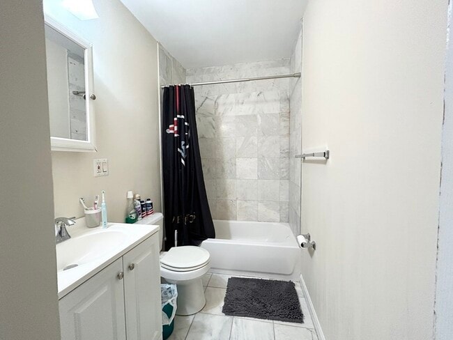 Photo - 914 Dorchester Ave Unidad 3