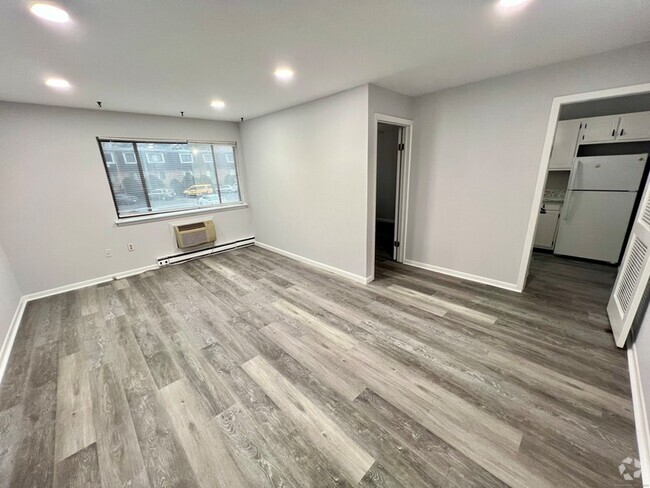 Building Photo - 51-61 Wildman St Unit 210 Rental
