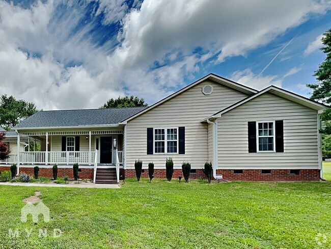 Building Photo - 104 Carrington Dr Rental