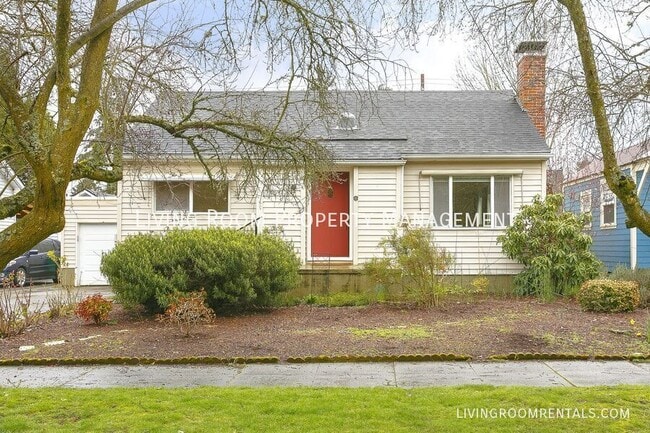 Building Photo - 7034 N Wilbur Ave