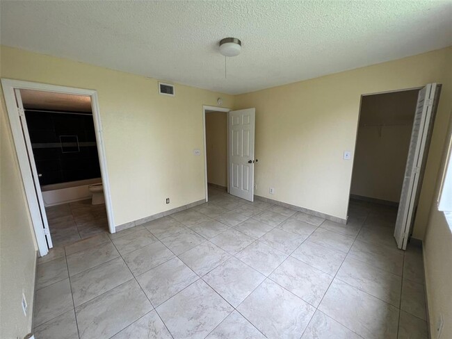 Photo - 4025 W McNab Rd Unit E207